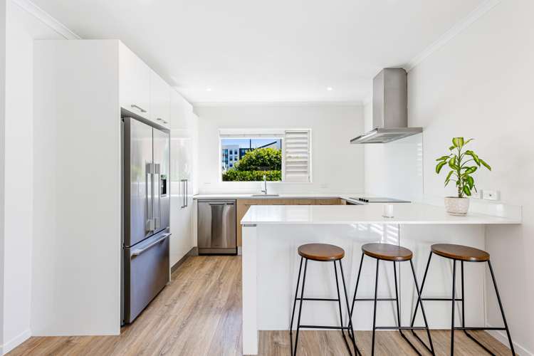 7 Peihana Road Hobsonville_5