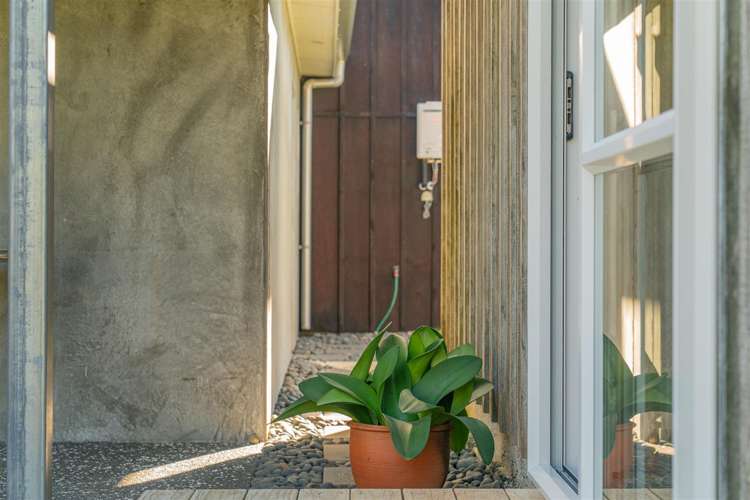 111 Kauri Crescent Matarangi_22
