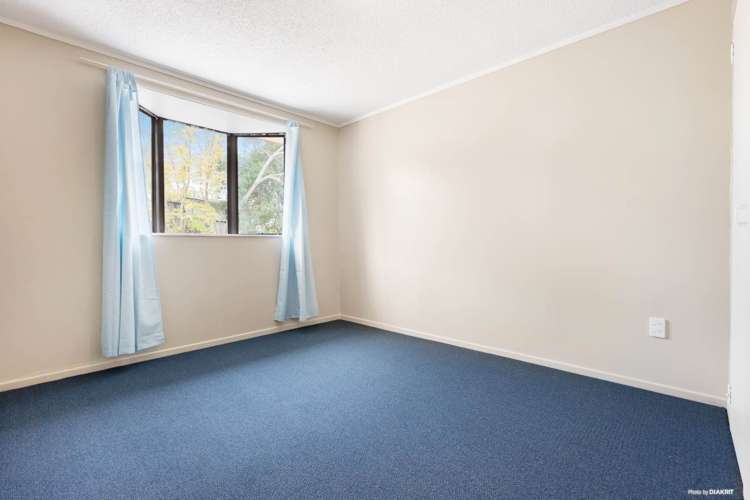 1/61 Redcrest Avenue Red Hill_5