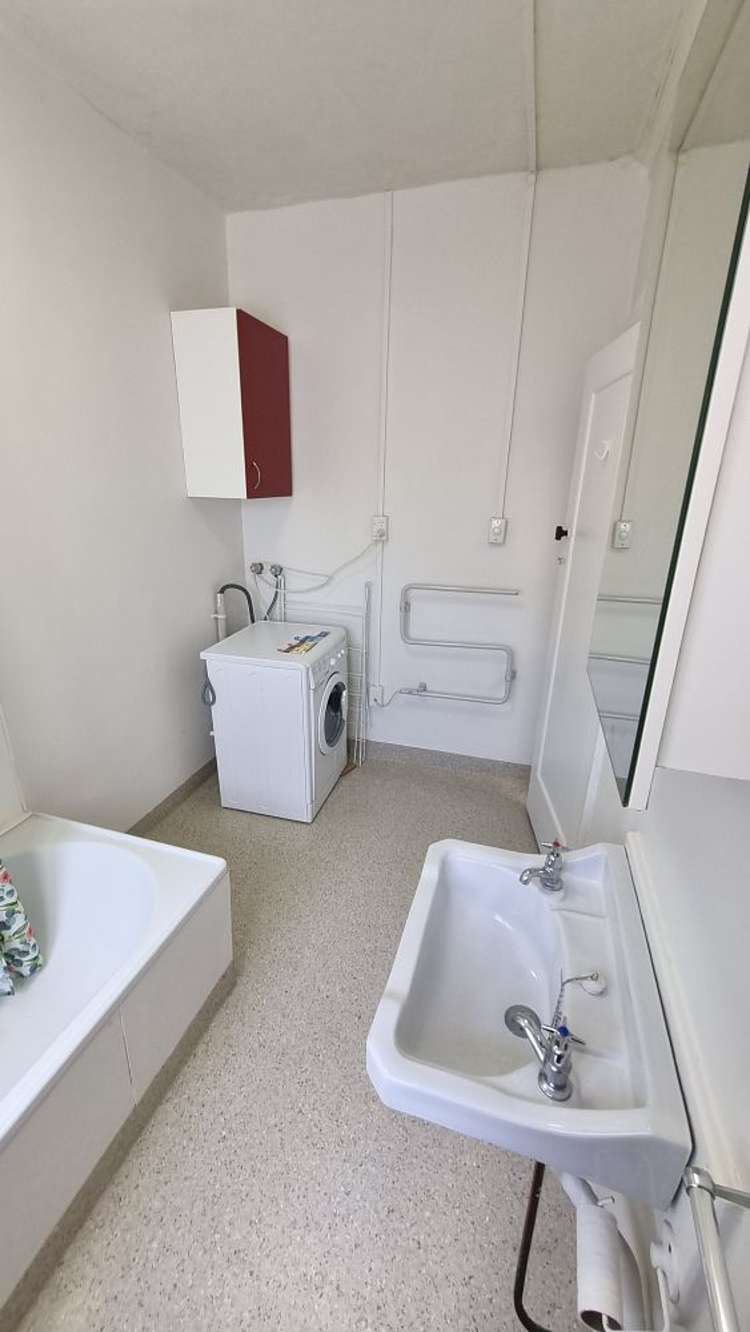 4/121 Hill Street Thorndon_7