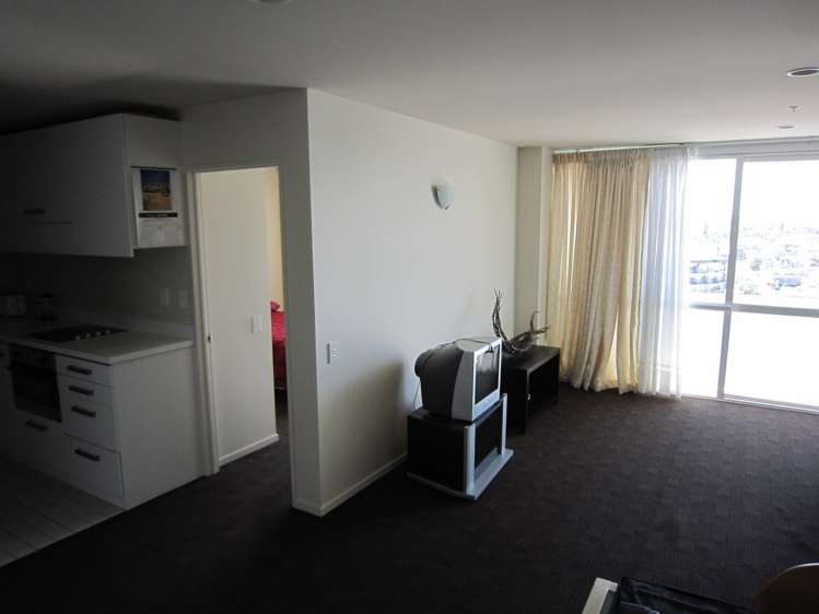 2310/10 Waterloo Quadrant Auckland Central_4