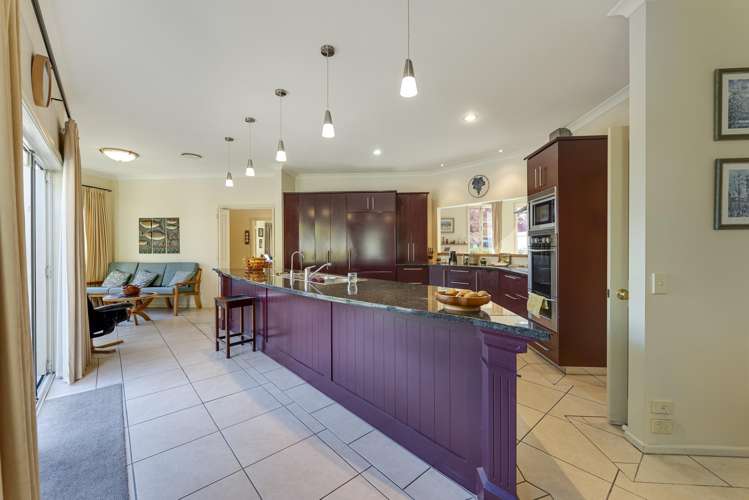 22 Heritage Crescent Richmond_5