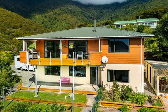 3 Ruataniwha Place Okiwi Bay_4