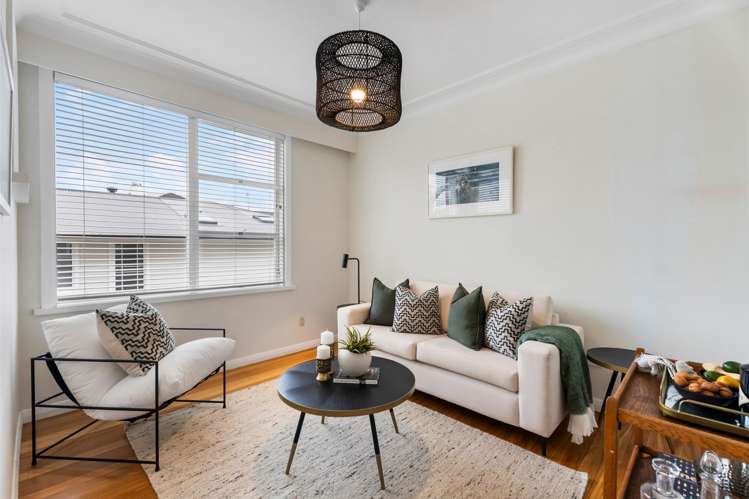 28 Glen Atkinson Street St Heliers_16