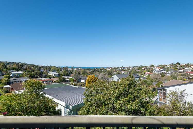 2/27 John Downs Drive Browns Bay_10