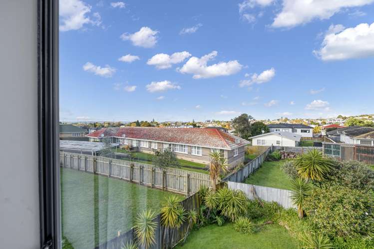 3/82 Barrack Road Mount Wellington_12