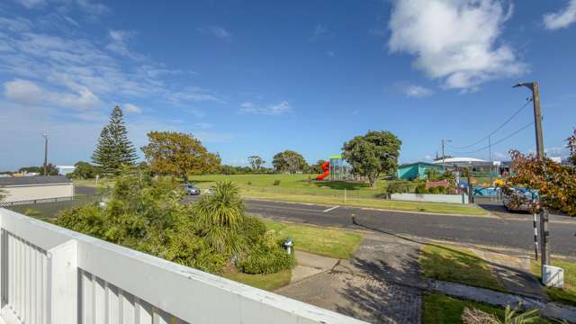 112 Kuranui Street Thames_3