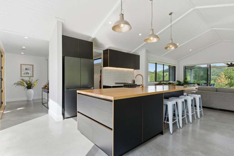 372A Crawford Road Minden_10