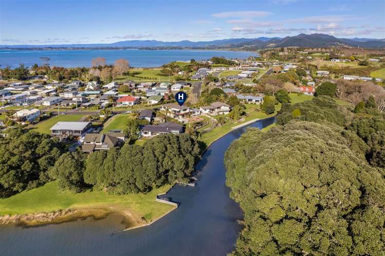 46 Roretana Drive Athenree_21