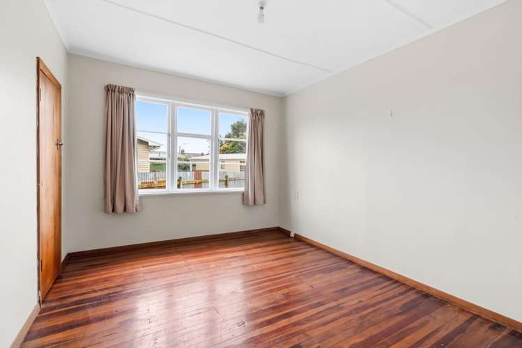 15B Roosevelt Street Levin_9