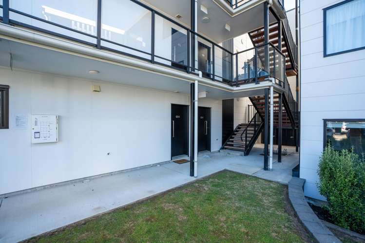 G04/17 Vialou Street Hamilton Central_1