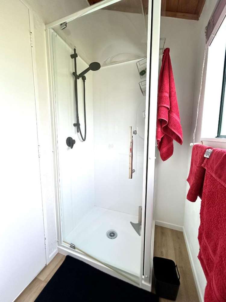 17A Glenfield Road 1128_7