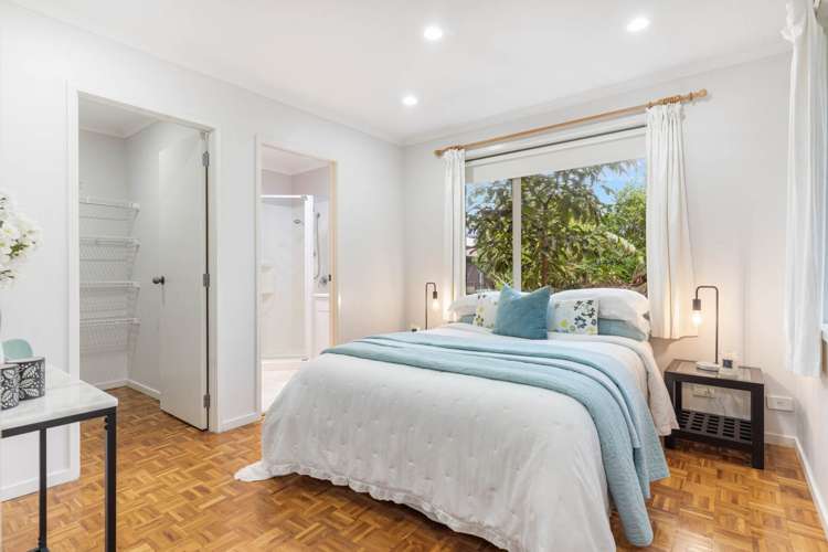 21 Frenz Drive Titirangi_12