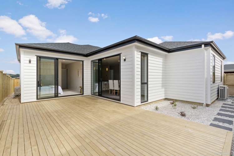 20 Tararua Street Massey_11