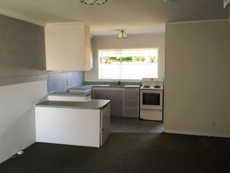 4/106 West Coast Road Glen Eden_0