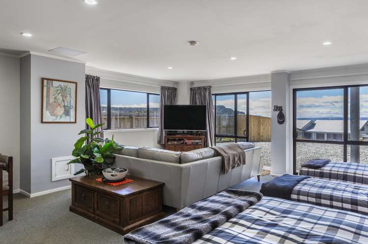 6 Turangitukua Terrace Kuratau_22