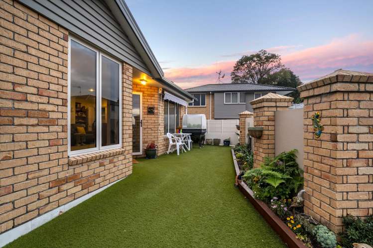 13/17 Simmonds Grove_1