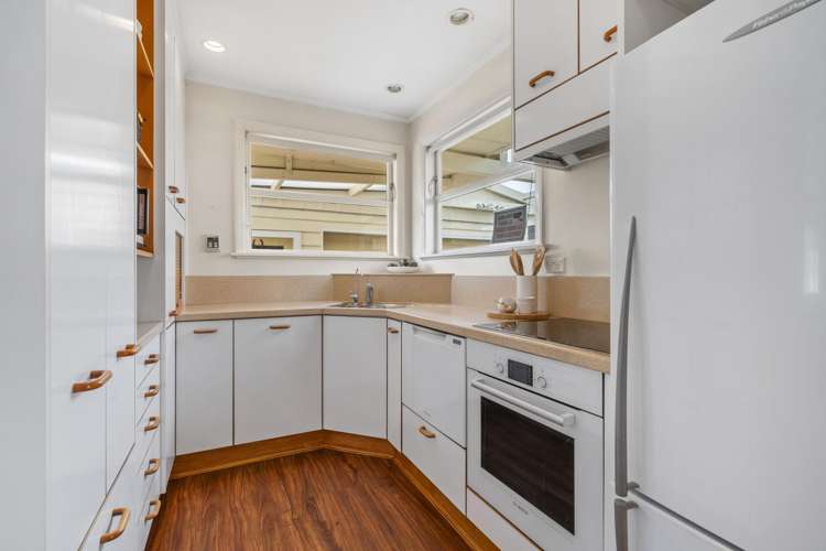 9 Snell Grove Clouston Park_10