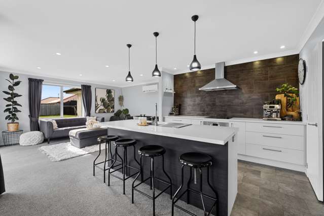 16 Whiteoak Grove Tinwald_2