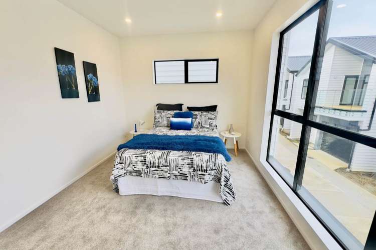 25 and 27 Jandell Crescent Bucklands Beach_5