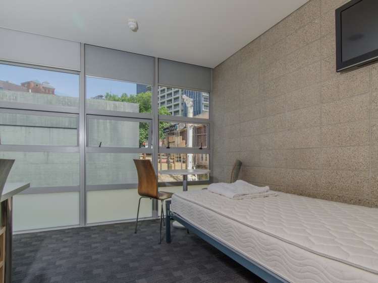 702/133 Beach Road Auckland Central_5