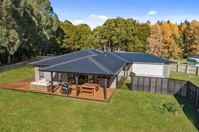 18 Karaka Place Kinloch_1