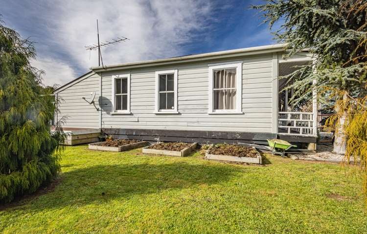 13 Railway Row Ohakune_17