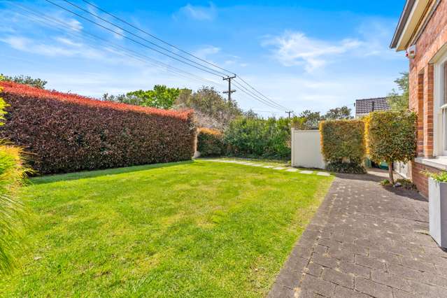 14 Eversleigh Road Belmont_3