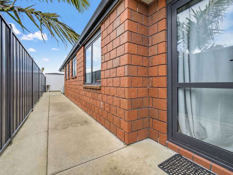 21 Omega Place Coastlands_27
