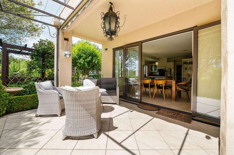 35 The Esplanade Huntington_11