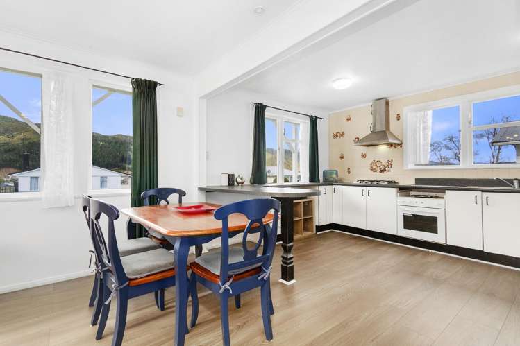 47 Hamstead Street Wainuiomata_6
