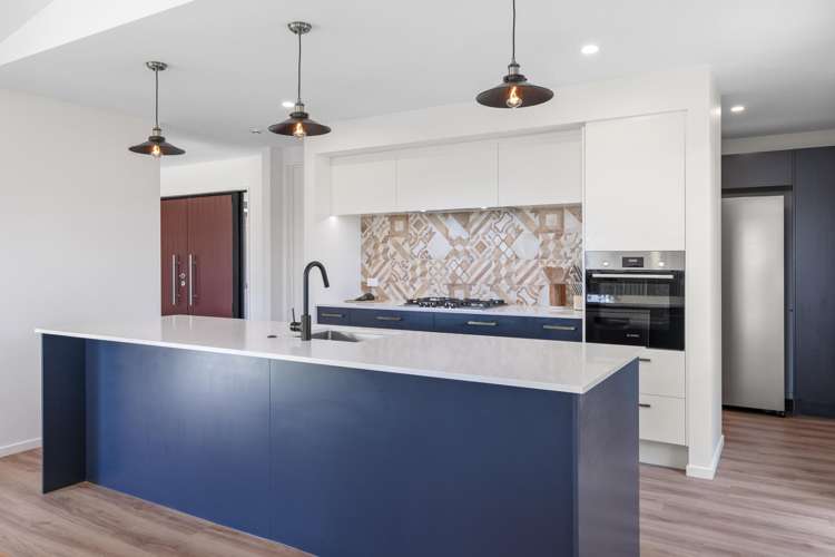 52 Eric Crozier Road_3