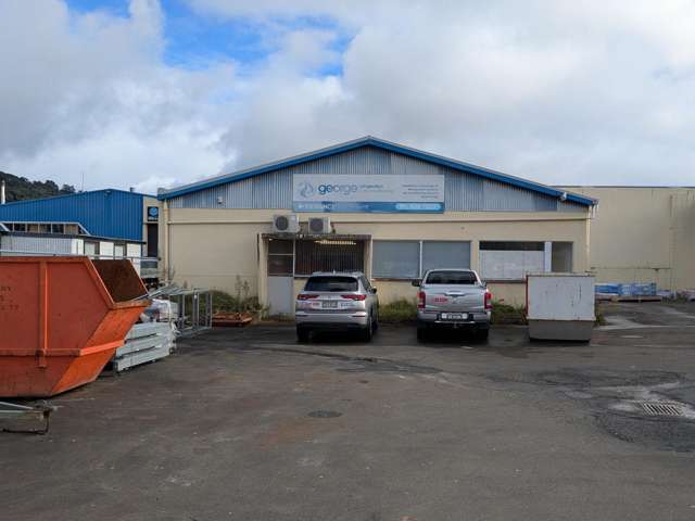 Quality  small industrial in Railway Avenue, Upper Hutt.