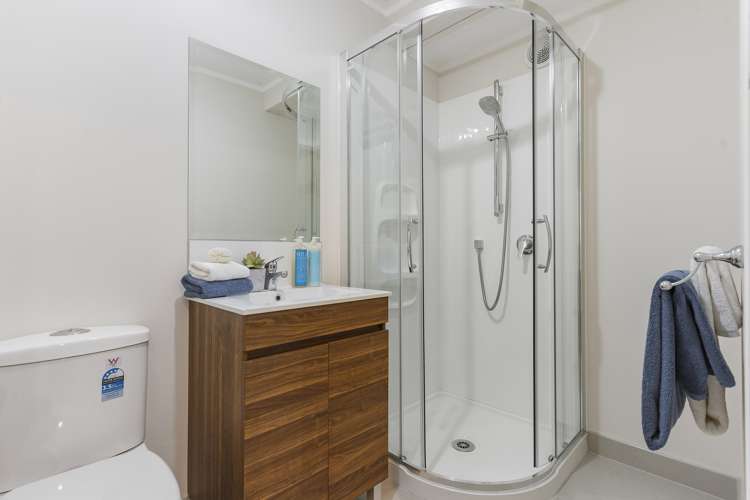 71 Hendry Avenue Hillsborough_17