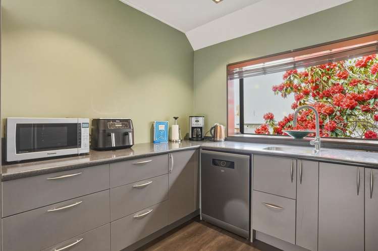 220 South Road Caversham_4