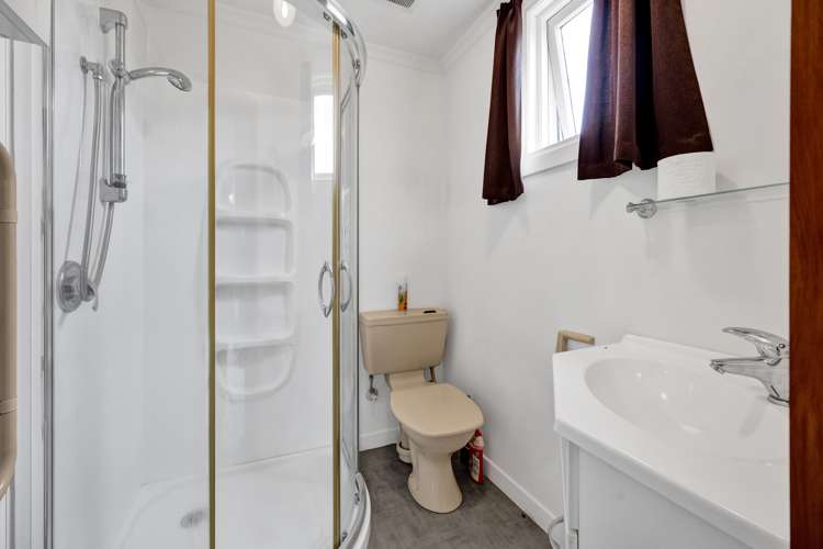 58 Collins Street Hawera_20