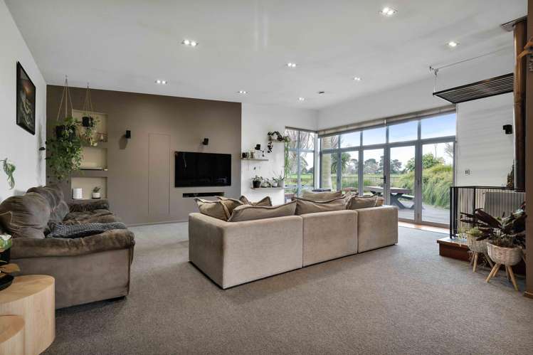 82 Mawhitiwhiti Road Normanby_9