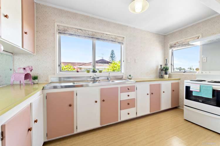 26 Faith Bullock Place New Lynn_8