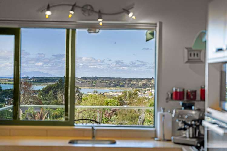 8 Pukeora Way Mangawhai_16