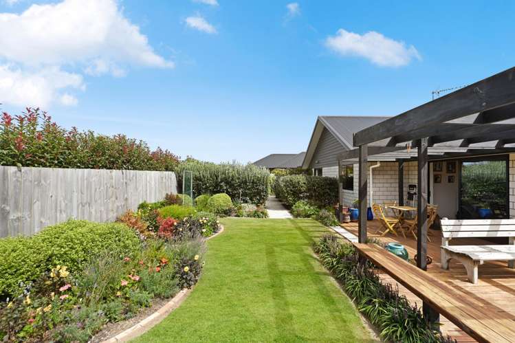 52 Norfolk Drive Cambridge_14