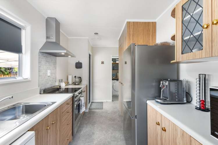 16 Burtts Road Durie Hill_1