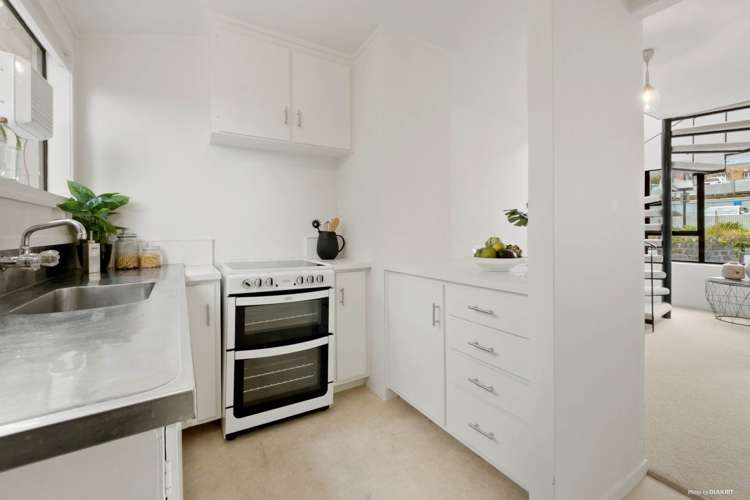 6/26 Scarborough Terrace Parnell_11