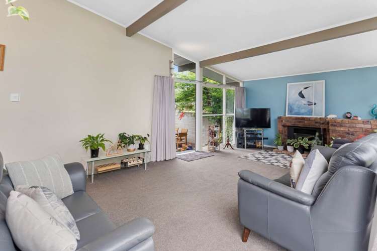 4 Dolbear Street Titirangi_21