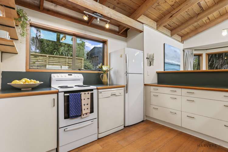 147a Glengarry Road Glen Eden_14