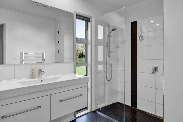 427 Cardiff Road Pembroke_12