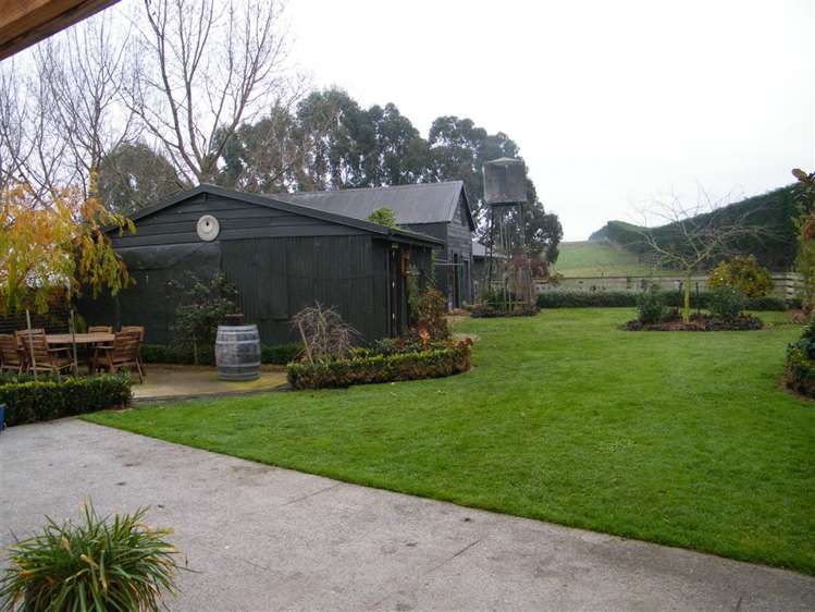 136 Rolling Ridges Road Levels Valley_10