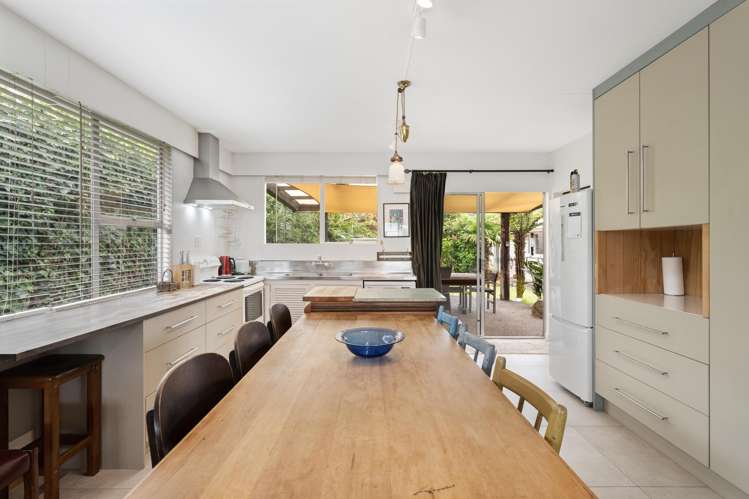 104 Beverley Terrace Whangamatā_11
