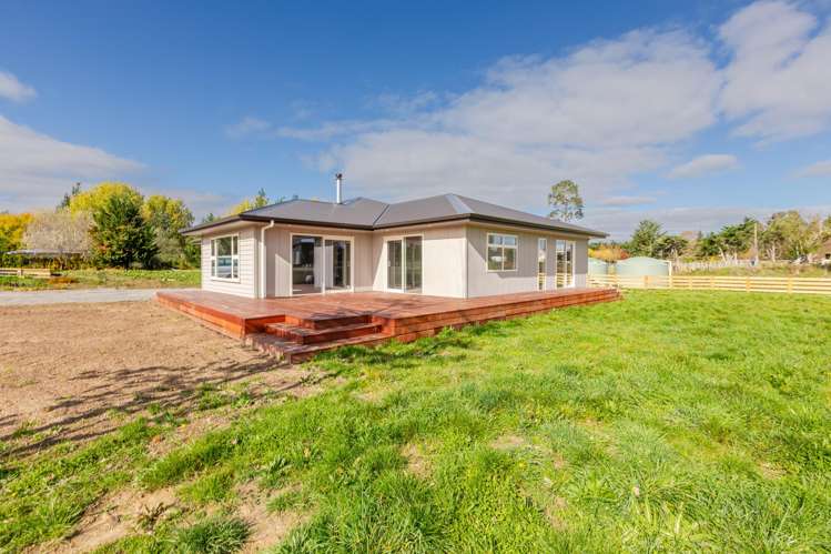 300 White Road Otane_16