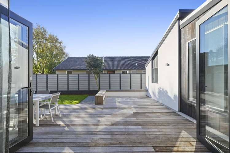 19 Dunbarton Street Redwood_27