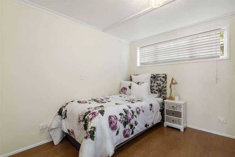 2/1 Mulberry Place Glenfield_32